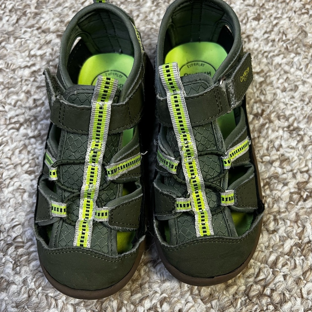 OshKosh Kids Sandals- size 11 M